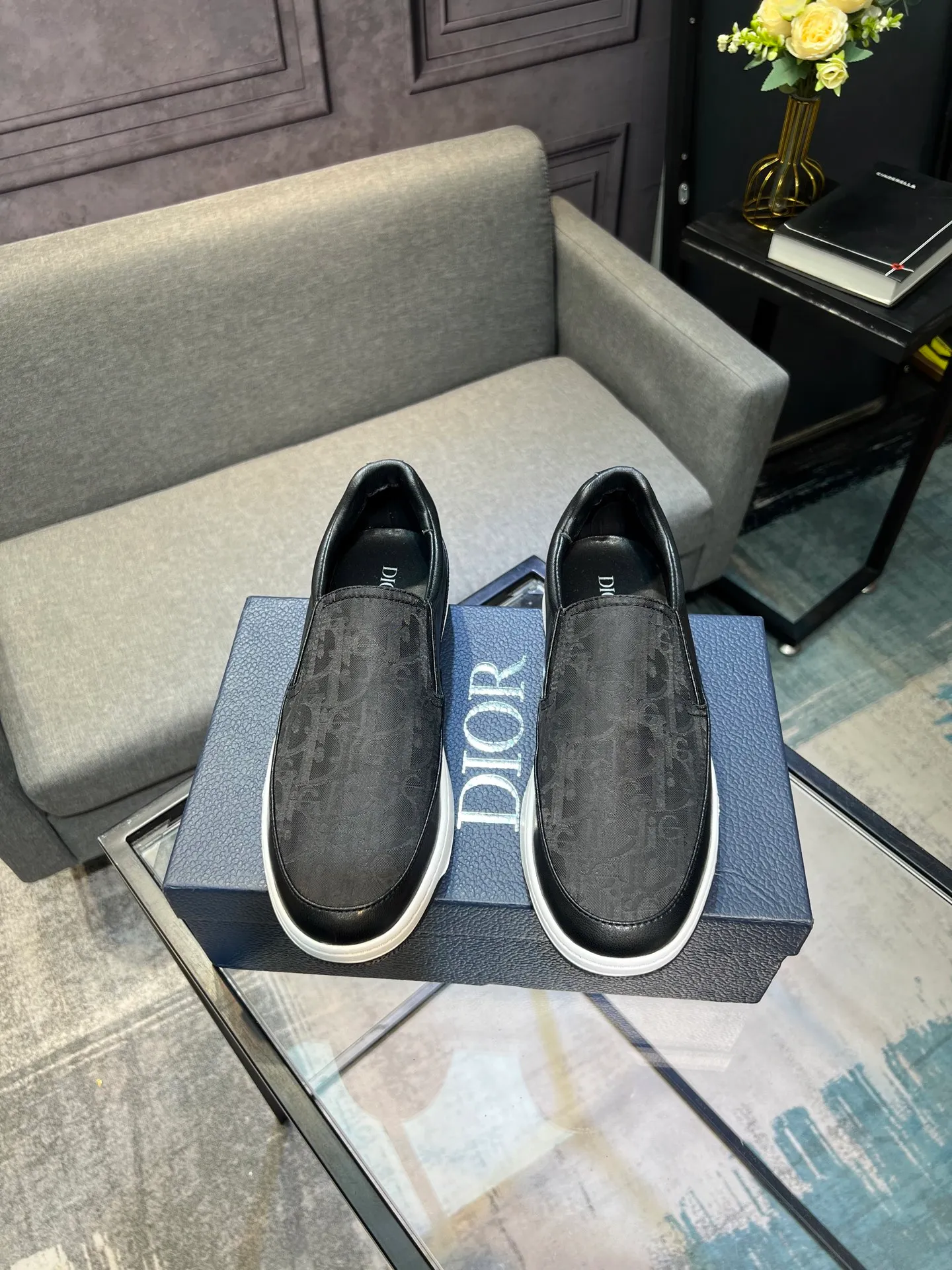 Men's shoes 💰420 [Dior] 🔝The latest masterpiece of high-end men's shoes brand: original special cloth fabric imported from Italy + cowhide + imported sheepskin lining 🔥Original toe-cap rubber outsole Soft and comfortable, making walking more convenient and comfortable! Size: 38-44 (45 can be customized)